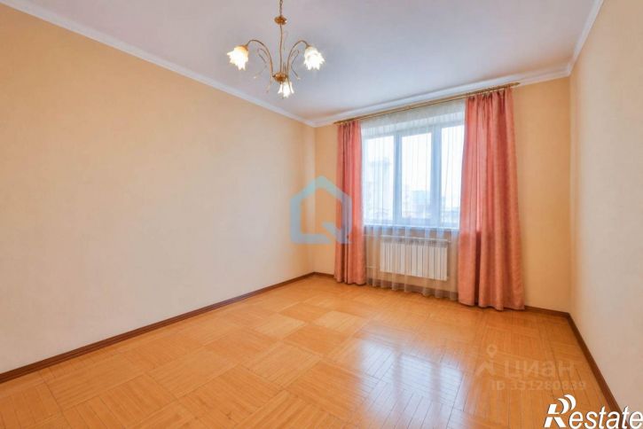 2-комн квартира улица Крылова, 1,  д. 1