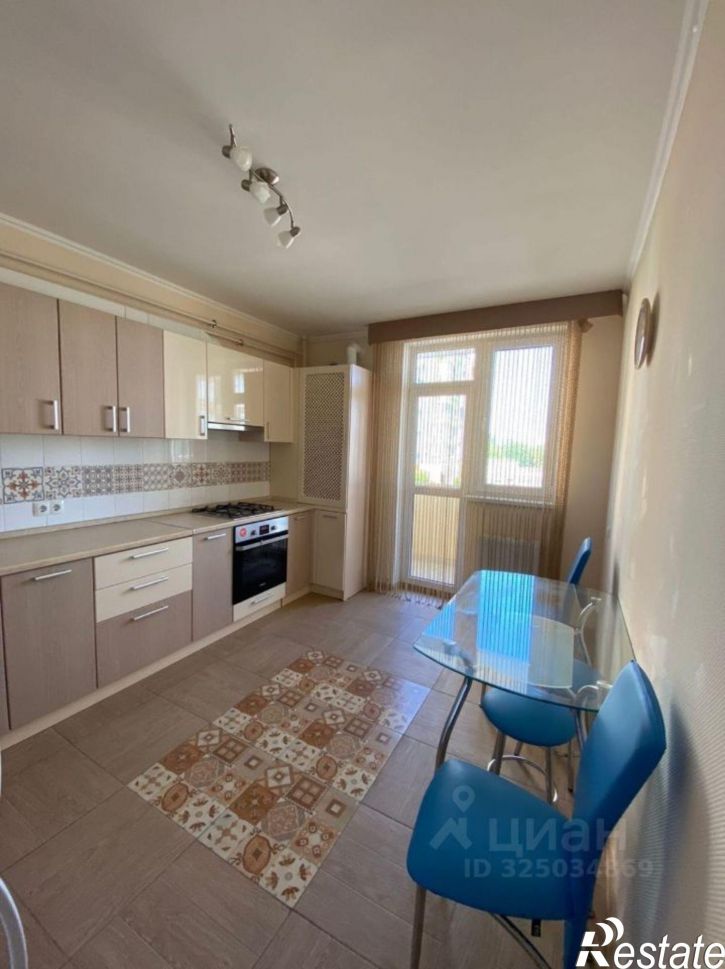 3-комн квартира улица Лексина, 50,  д. 50