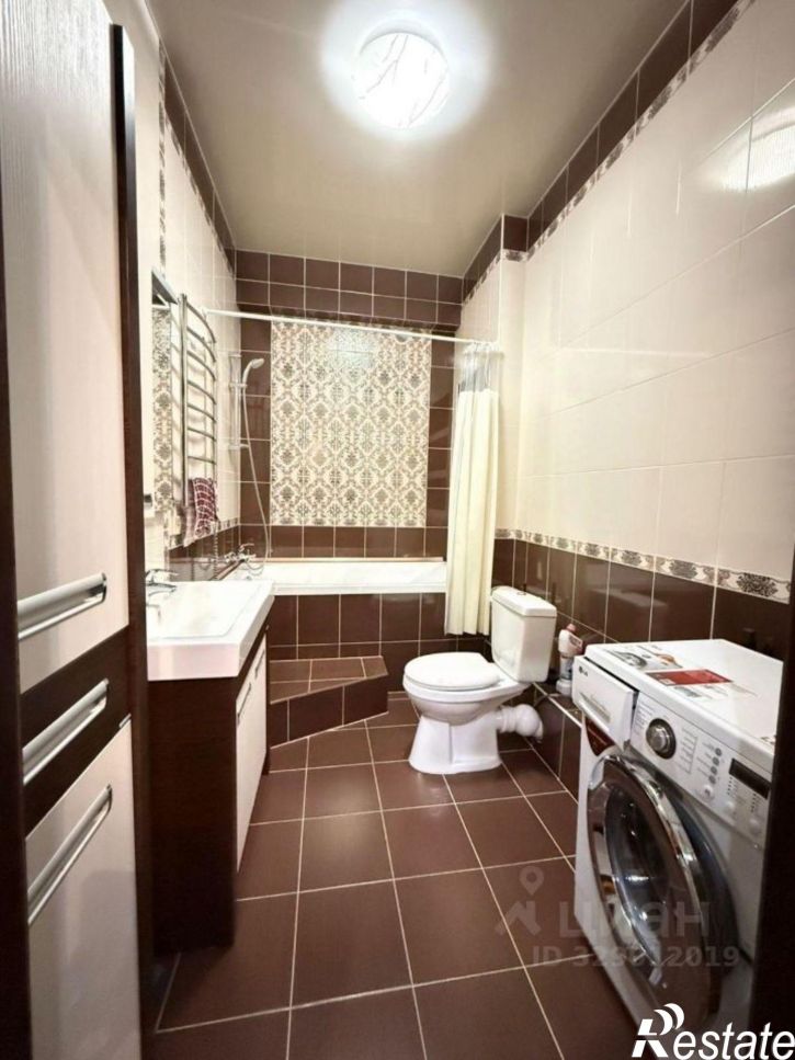 2-комн квартира улица Беспалова, 110В,  д. 110В