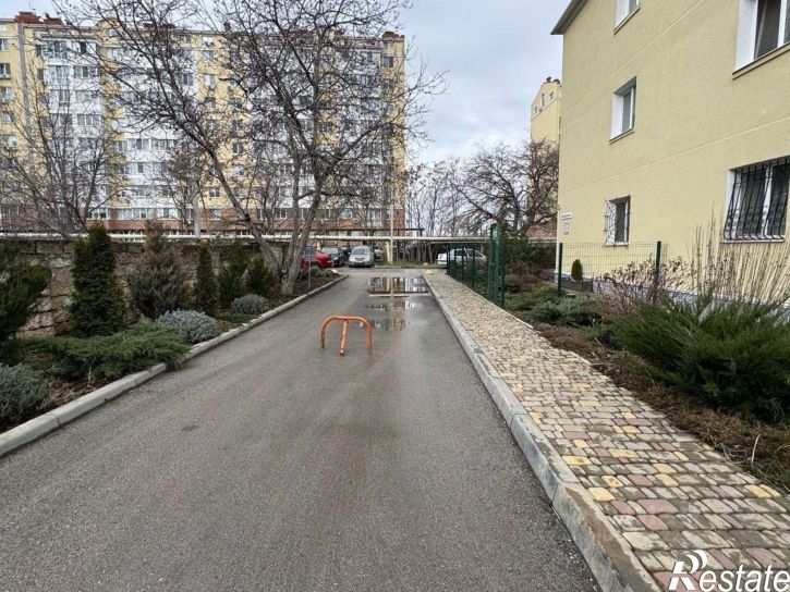 3-комн квартира Железнодорожный тупик, 3,  д. 3