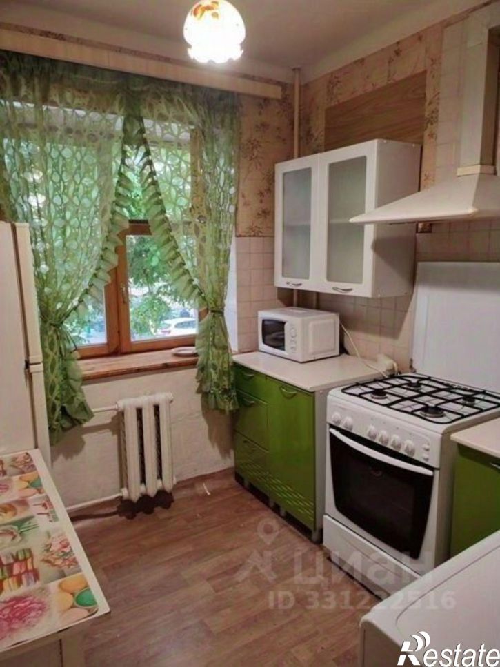 3-комн квартира Железнодорожный тупик, 3,  д. 3