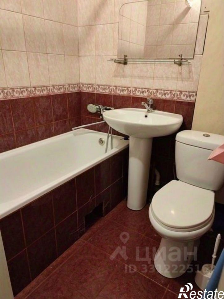 3-комн квартира Железнодорожный тупик, 3,  д. 3
