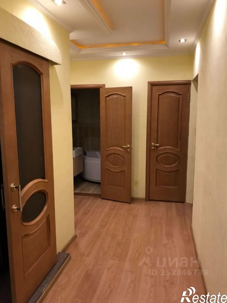 3-комн квартира улица Бела Куна, 9,  д. 9