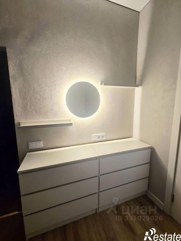 1-комн квартира Проспект Александра Суворова, 15 к9,  д. 15 к9