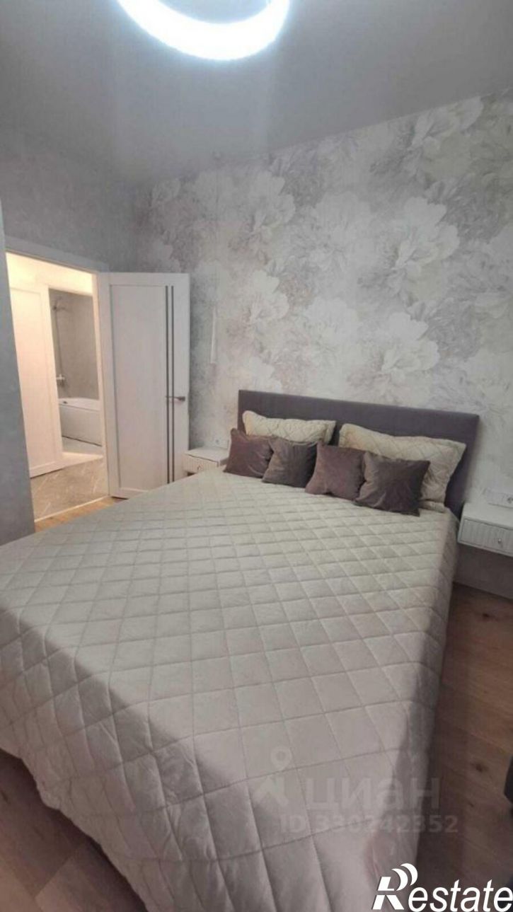 2-комн квартира Проспект Александра Суворова, 15 к9,  д. 15 к9