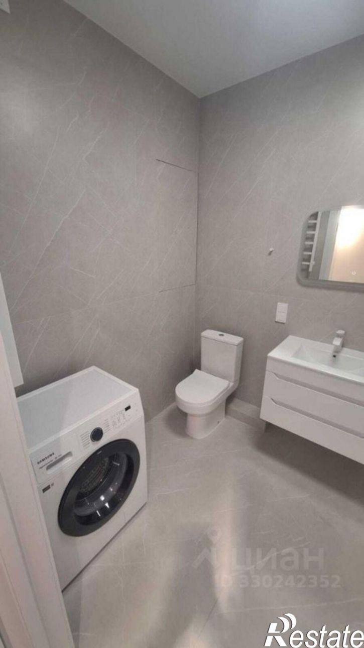 2-комн квартира Проспект Александра Суворова, 15 к9,  д. 15 к9