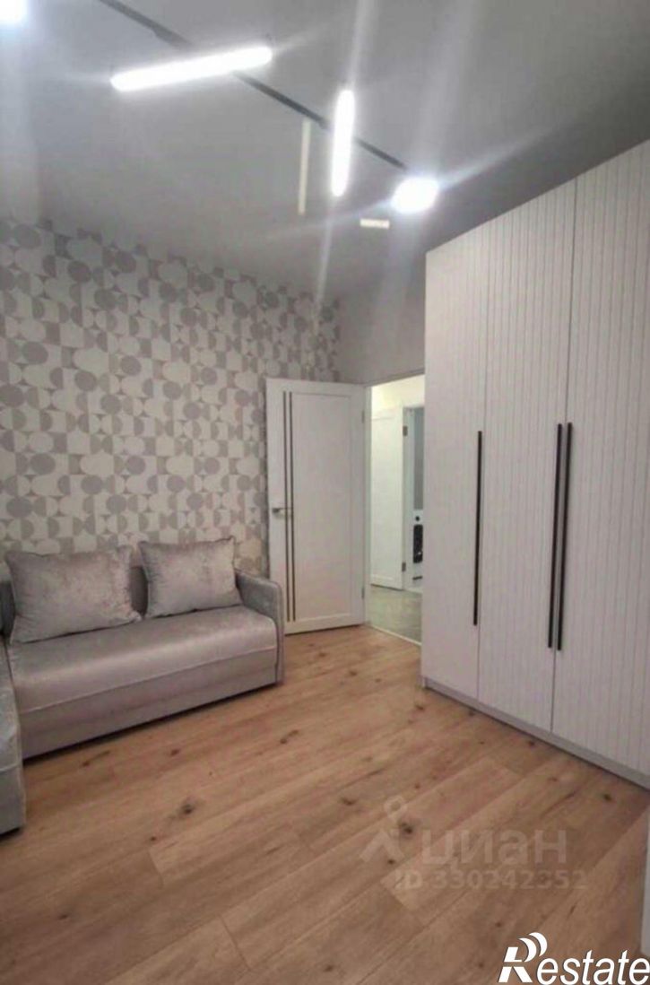 2-комн квартира Проспект Александра Суворова, 15 к9,  д. 15 к9