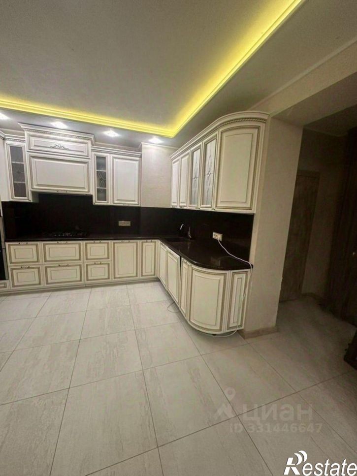 4-комн квартира Битакская улица, 17А,  д. 17А
