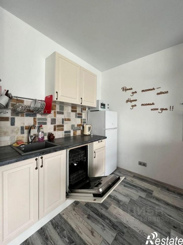 2-комн квартира улица Бородина, 59,  д. 59