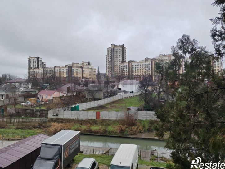 1-комн квартира улица Ларионова, 36Б,  д. 36Б