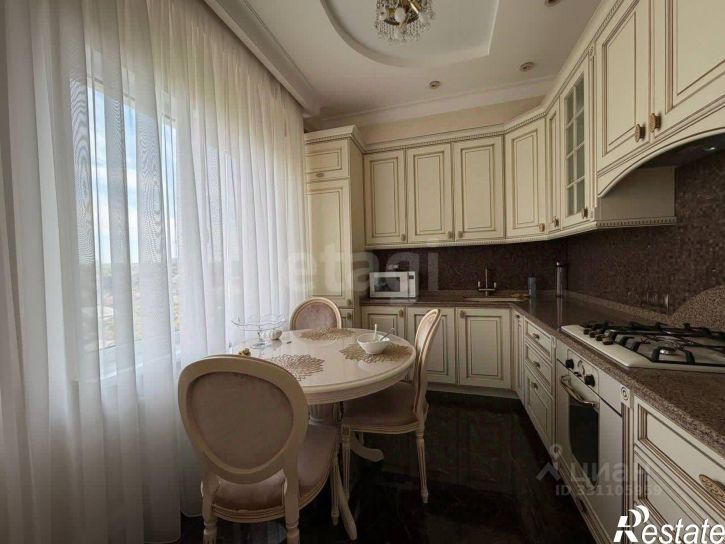 3-комн квартира ул Интернациональная, 25/126,  д. 25/126