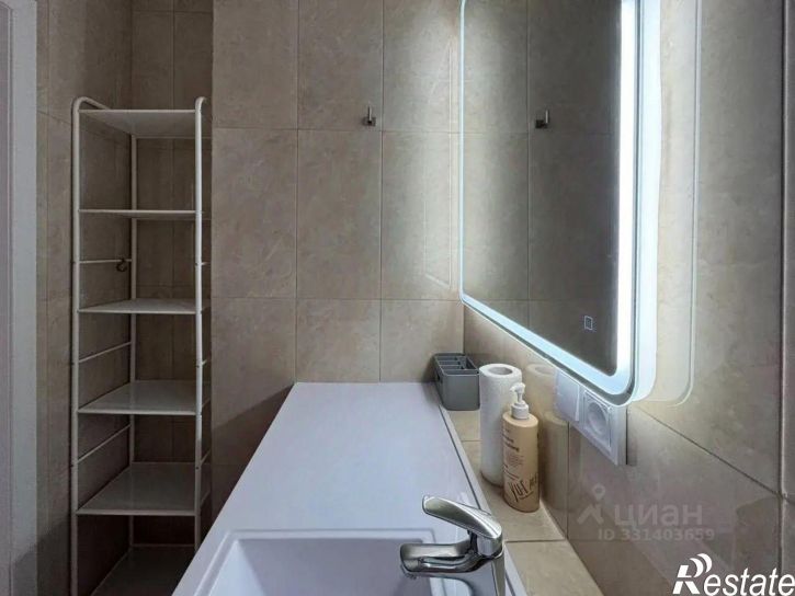 2-комн квартира Проспект Александра Суворова, 1,  д. 1