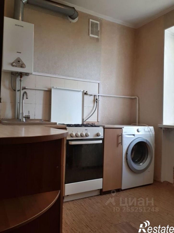 1-комн квартира улица Гагарина, 32,  д. 32