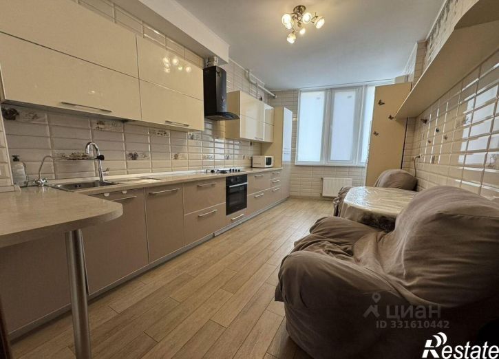3-комн квартира ул Тренева, 21,  д. 21