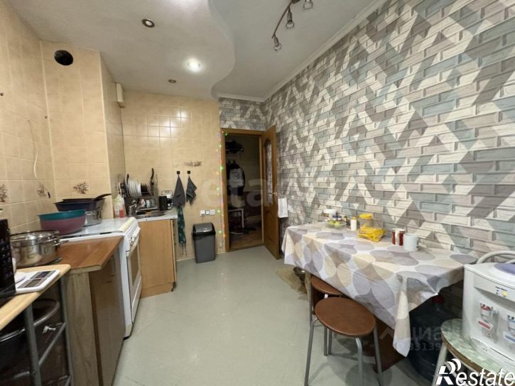 3-комн квартира улица Героев Сталинграда, 1,  д. 1
