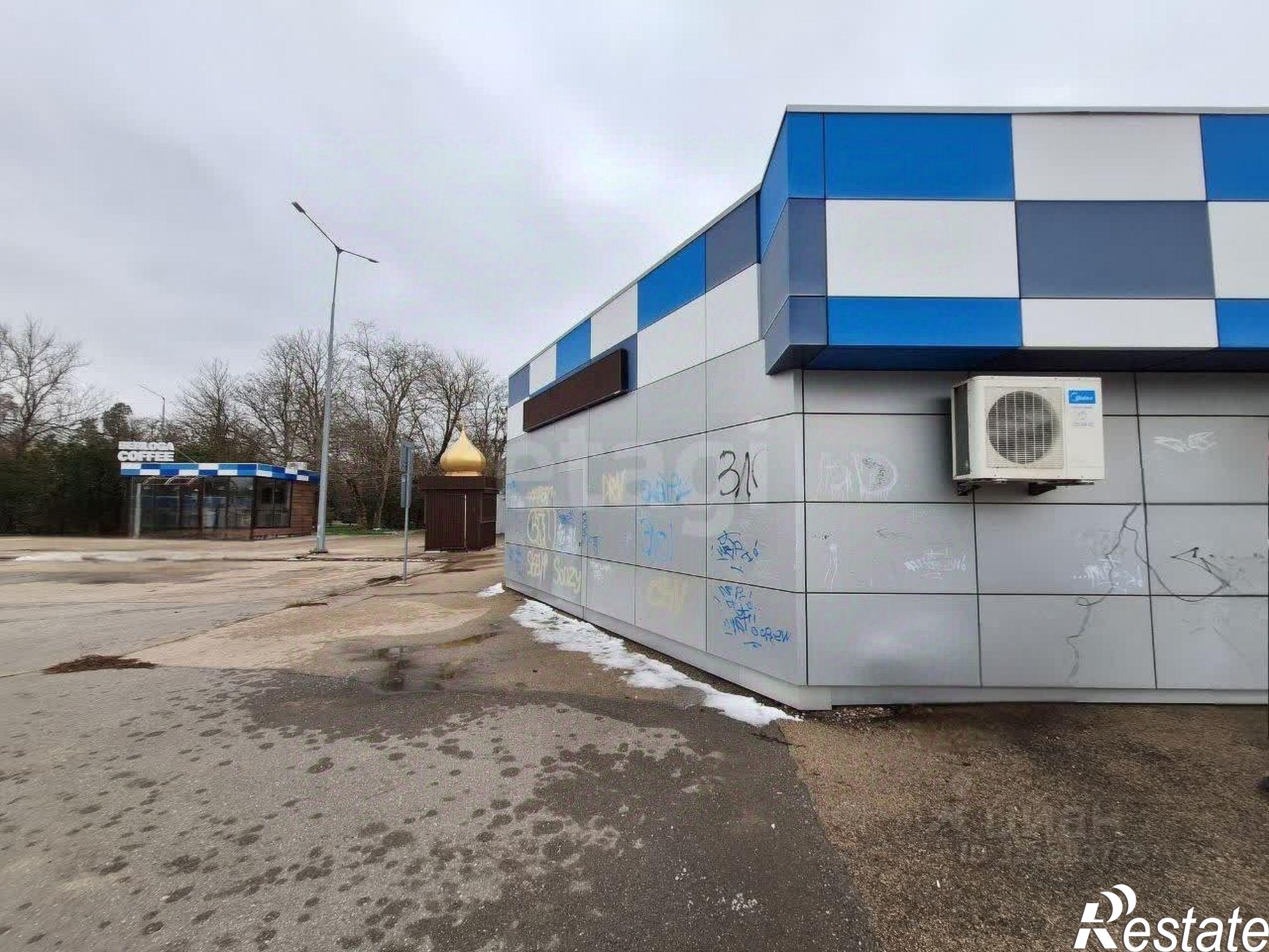 Купить торговое помещение за 9 192 570 рублей на пл Аэропорта, 12