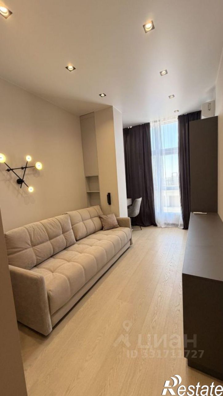 2-комн квартира ул Маршала Советского Союза Буденного С.М., 33 2,  д. 33 2,  к. 2