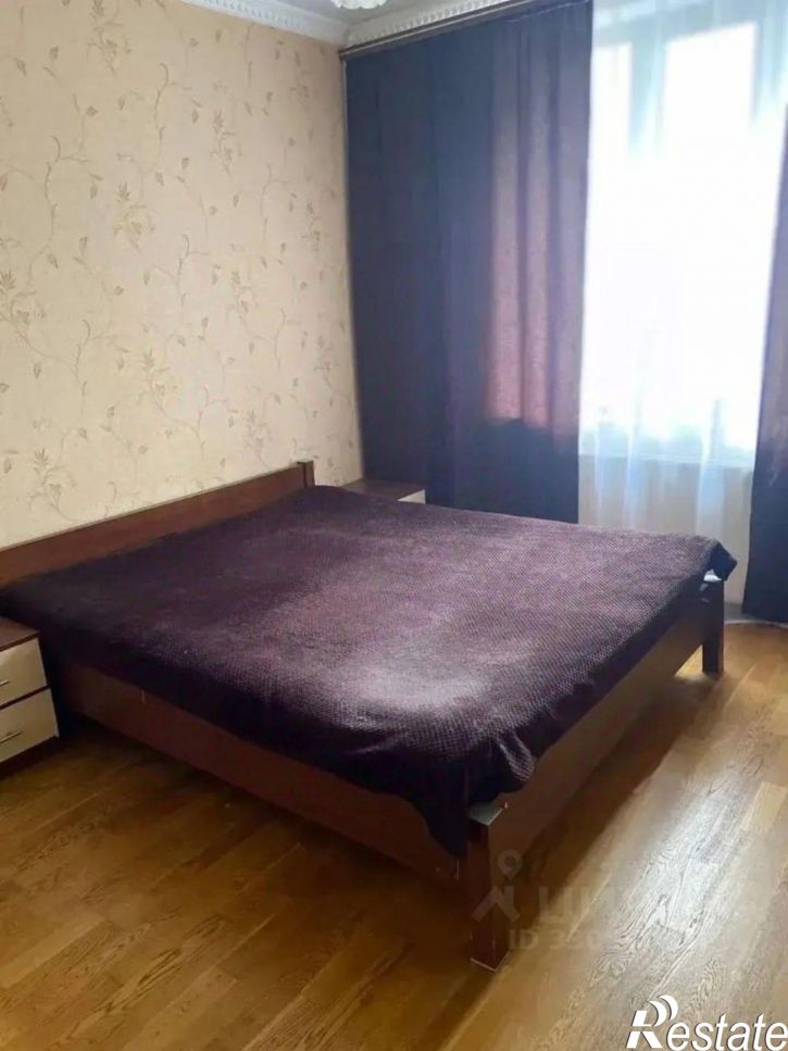 3-комн квартира пр-кт Победы, 336,  д. 336