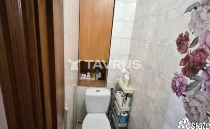 3-комн квартира ул Льдозаводская, 8,  д. 8