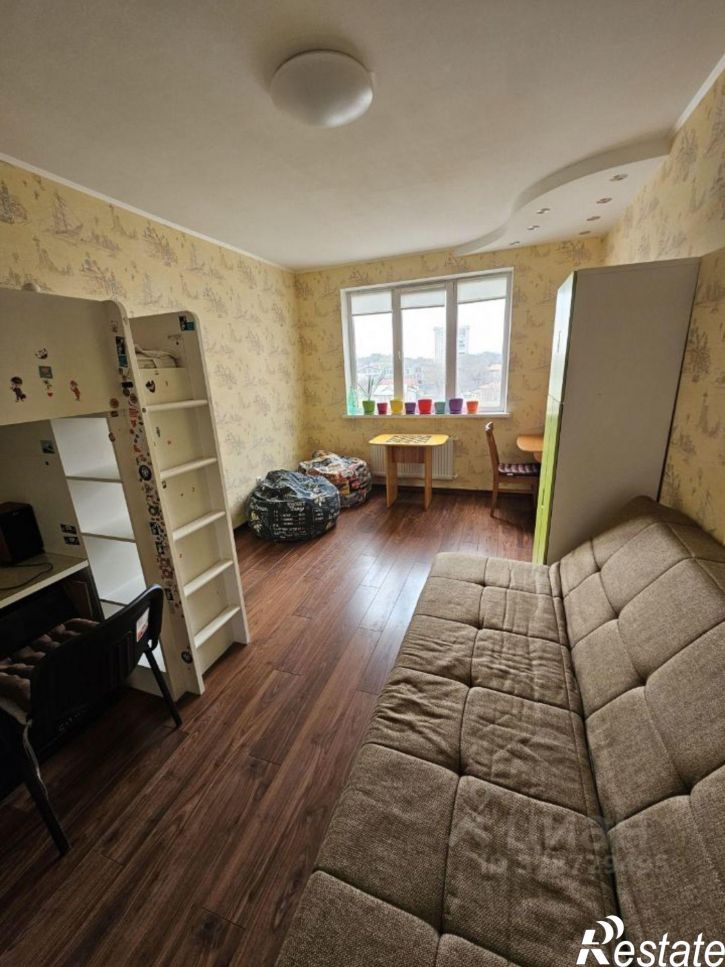 3-комн квартира ул Севастопольская, 43е,  д. 43е