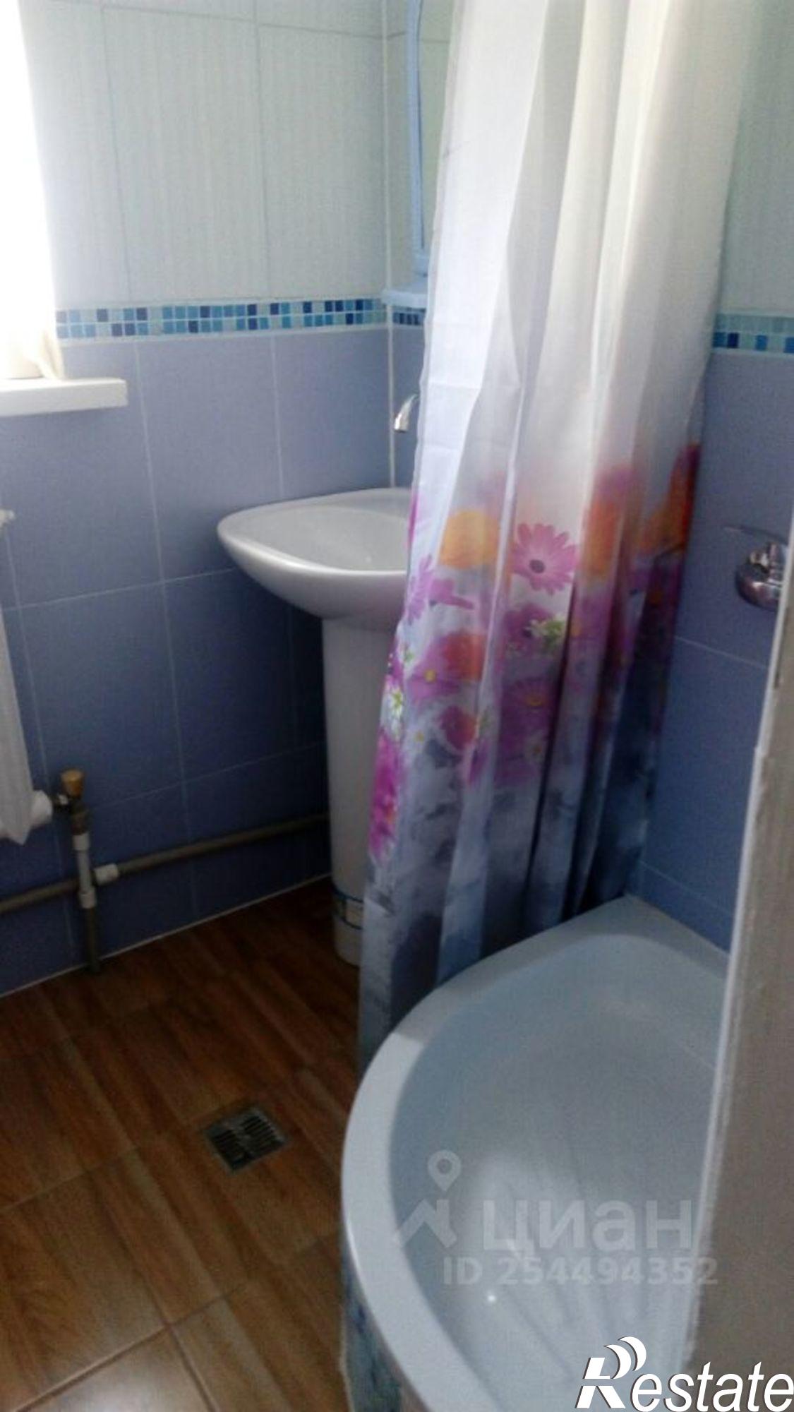 Сдать дачу, дом, коттедж за 36 000 рублей на ул Шахтеров, 44