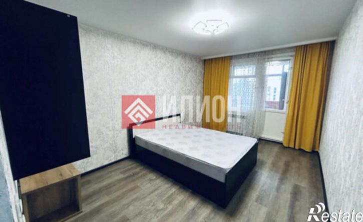 3-комн квартира ул Тренева, 8,  д. 8