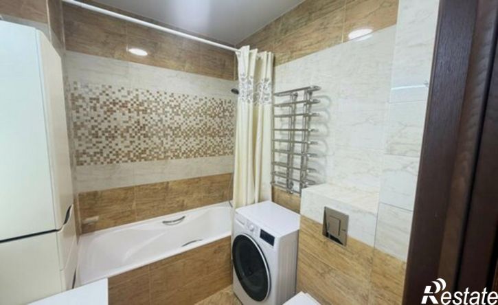 2-комн квартира пр-кт Победы, 74а,  д. 74а