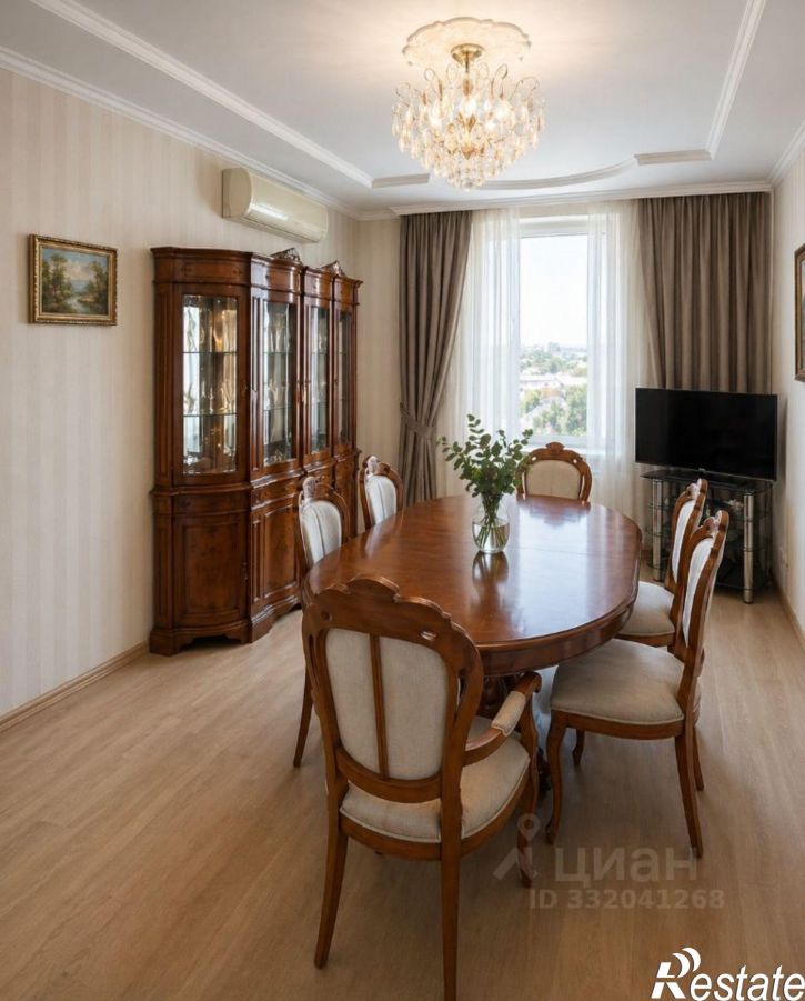 5-комн квартира б-р И.Франко, 4,  д. 4