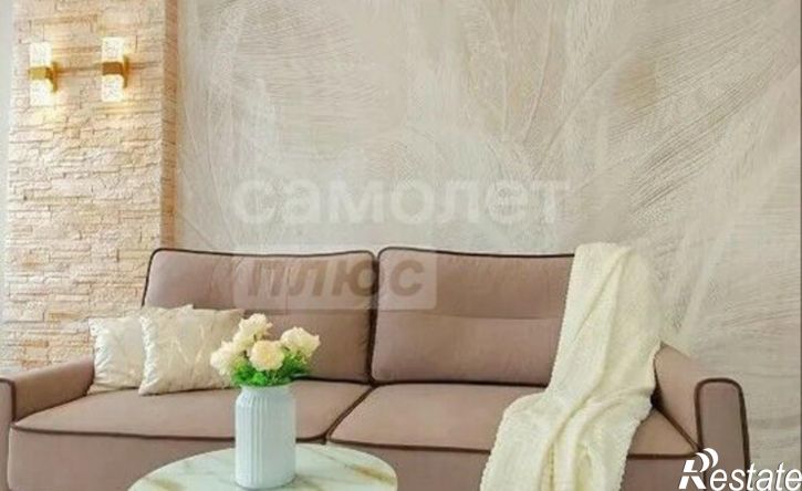 2-комн квартира пр-кт Александра Суворова, 101,  д. 101