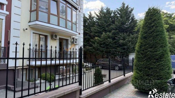 3-комн квартира ул Эскадронная, 6а,  д. 6а