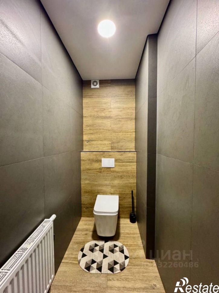 2-комн квартира пр-кт Александра Суворова, 101,  д. 101