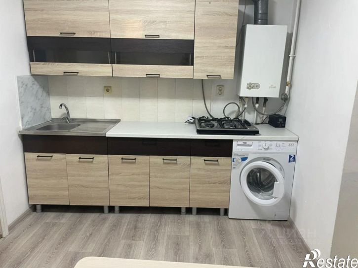 2-комн квартира ул Янтарная, 5,  д. 5