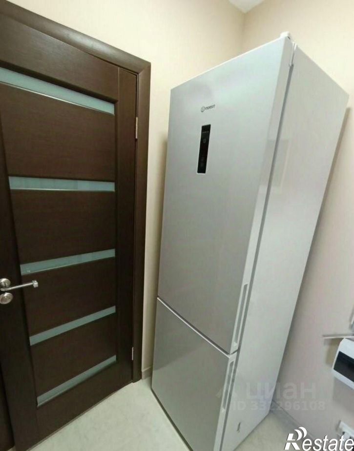 1-комн квартира пр-кт Александра Суворова, 3,  д. 3
