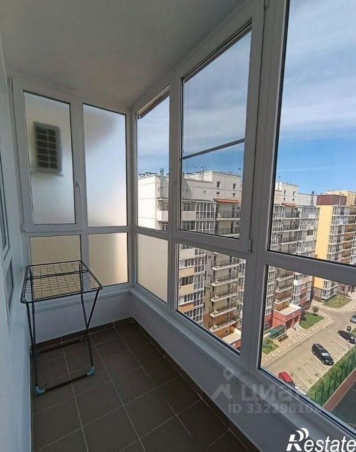1-комн квартира пр-кт Александра Суворова, 3,  д. 3