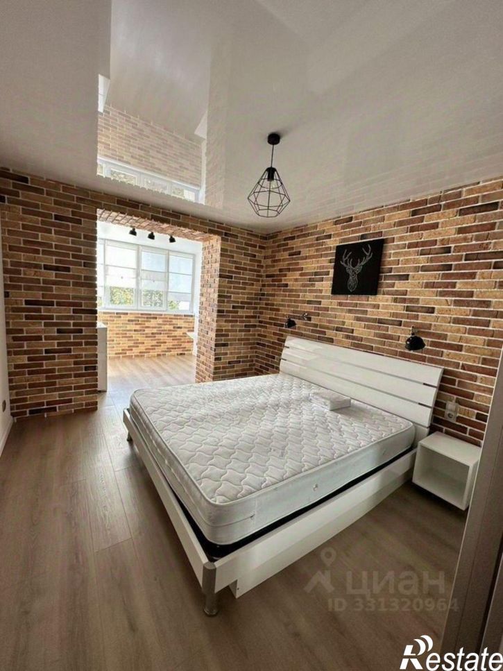 3-комн квартира Тупой пер, 11,  д. 11
