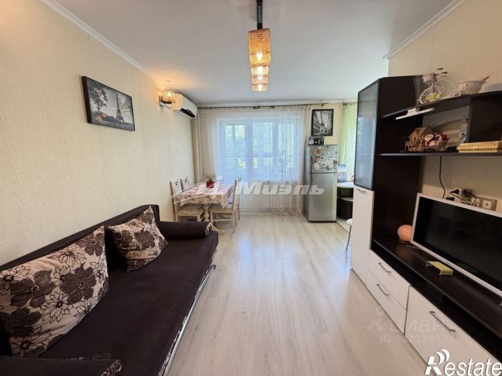 3-комн квартира пр-кт Кирова, 14а,  д. 14а