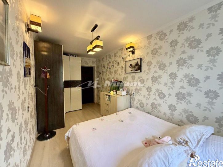 3-комн квартира пр-кт Кирова, 14а,  д. 14а