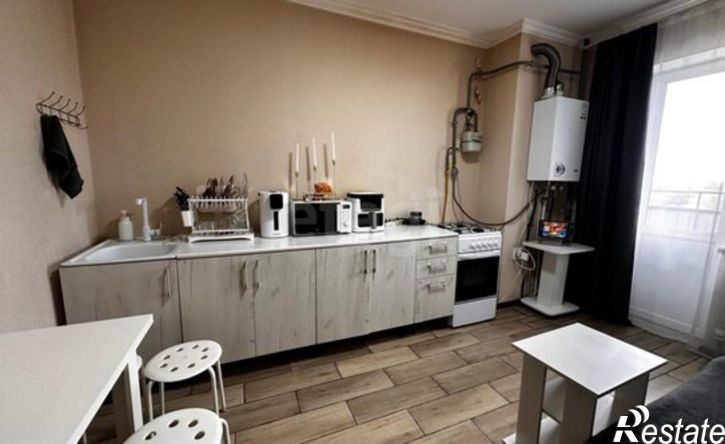 3-комн квартира Симферополь, Индустриальная улица, 28к1