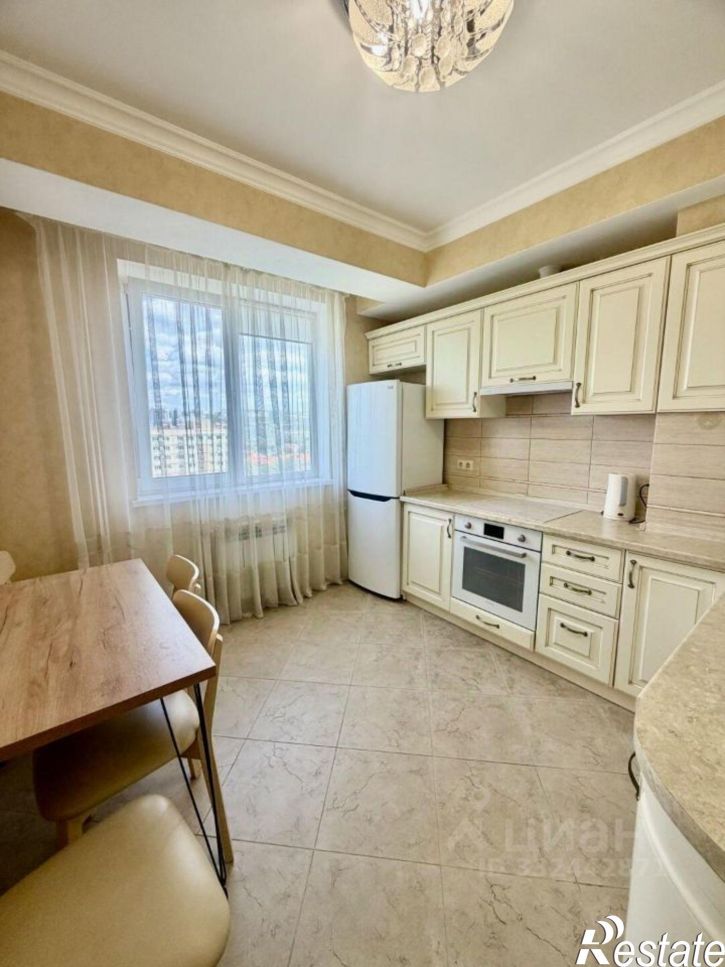 1-комн квартира ул Караманова, 3,  д. 3