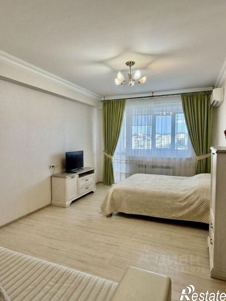1-комн квартира ул Караманова, 3,  д. 3