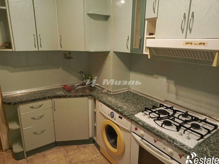 2-комн квартира ул 60 лет Октября, 21,  д. 21