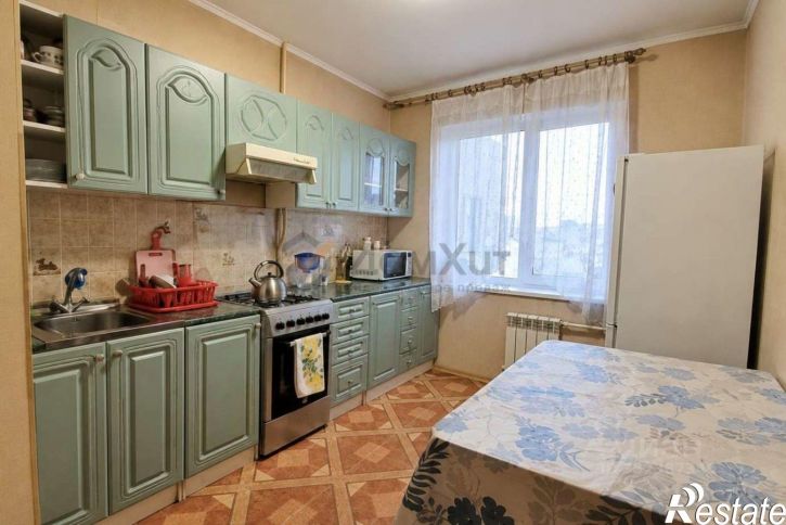 3-комн квартира пр-кт Победы, 54,  д. 54