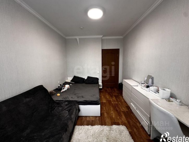 3-комн квартира ул Индустриальная, 43,  д. 43