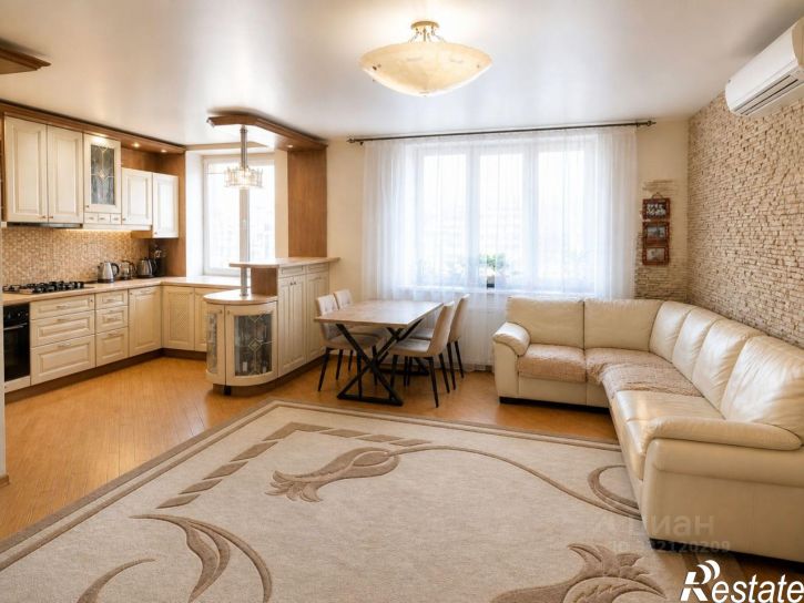 3-комн квартира ул Залесская, 18,  д. 18