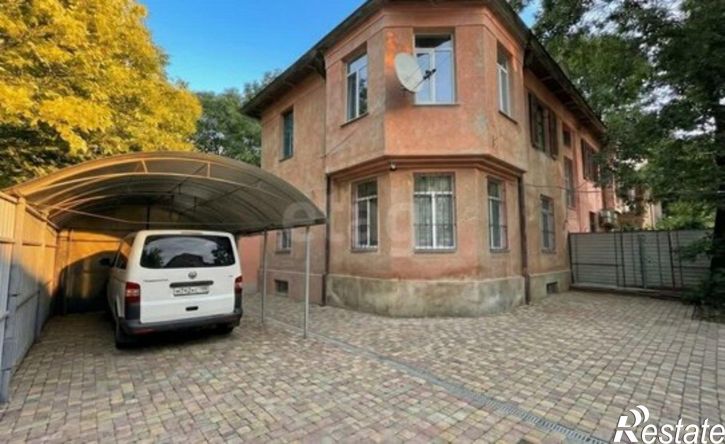 3-комн квартира ул Батурина, 2,  д. 2