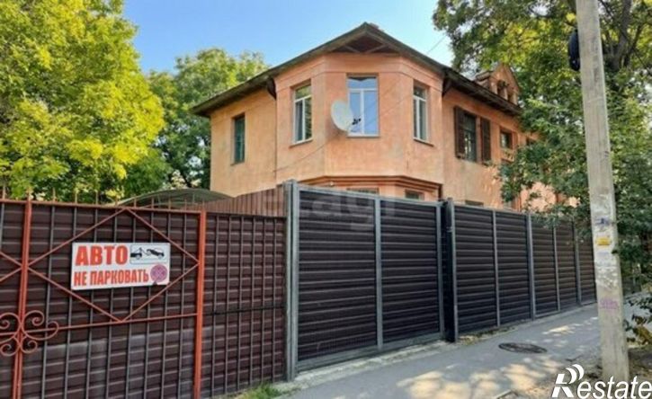 3-комн квартира ул Батурина, 2,  д. 2