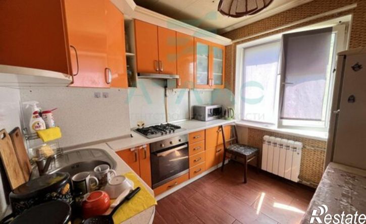 2-комн квартира ул 60 лет Октября, 28/80,  д. 28/80
