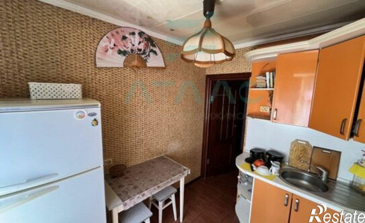 2-комн квартира ул 60 лет Октября, 28/80,  д. 28/80