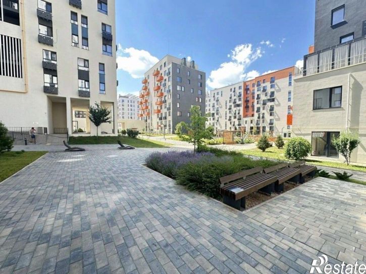 2-комн квартира пр-кт Александра Суворова, 101,  д. 101