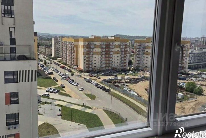2-комн квартира пр-кт Александра Суворова, 101,  д. 101